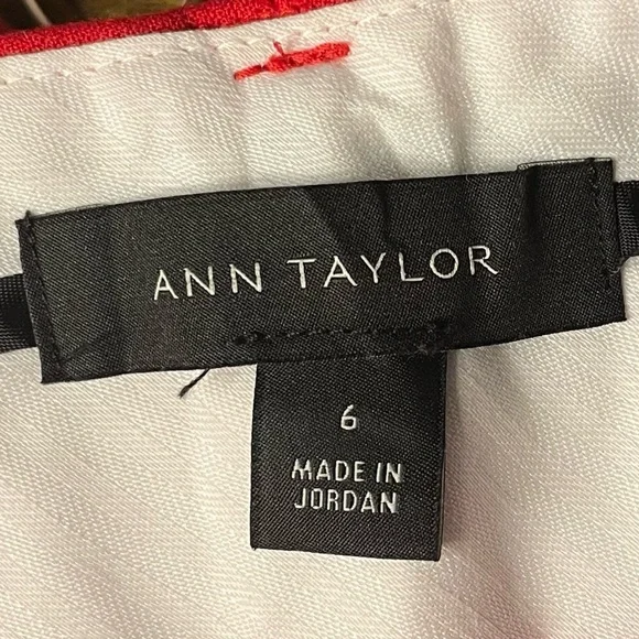 Ann Taylor Vibrant Red Jubilee Straight Leg Ruffle Hem Pants - Picture 4 of 5